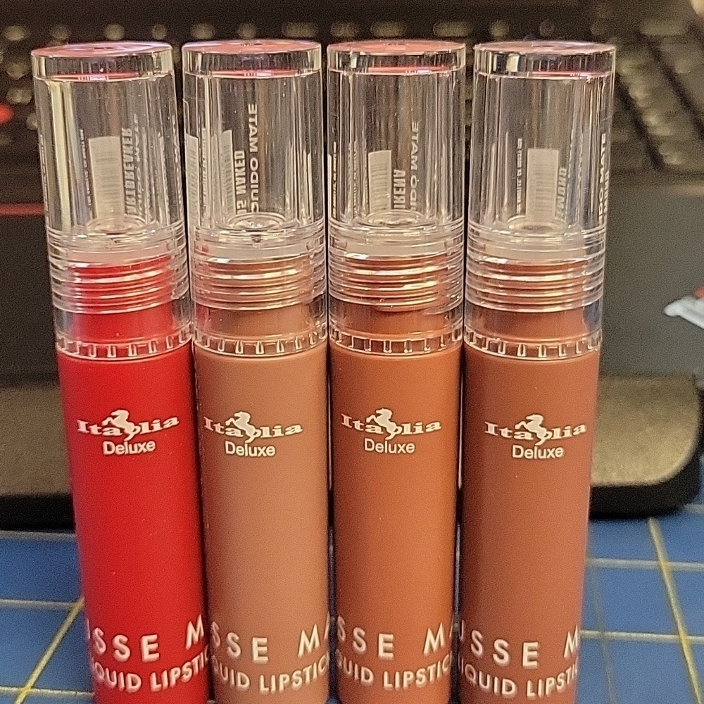 Italia Deluxe Mousse Matte Liquid Lipsticks Set of 4
